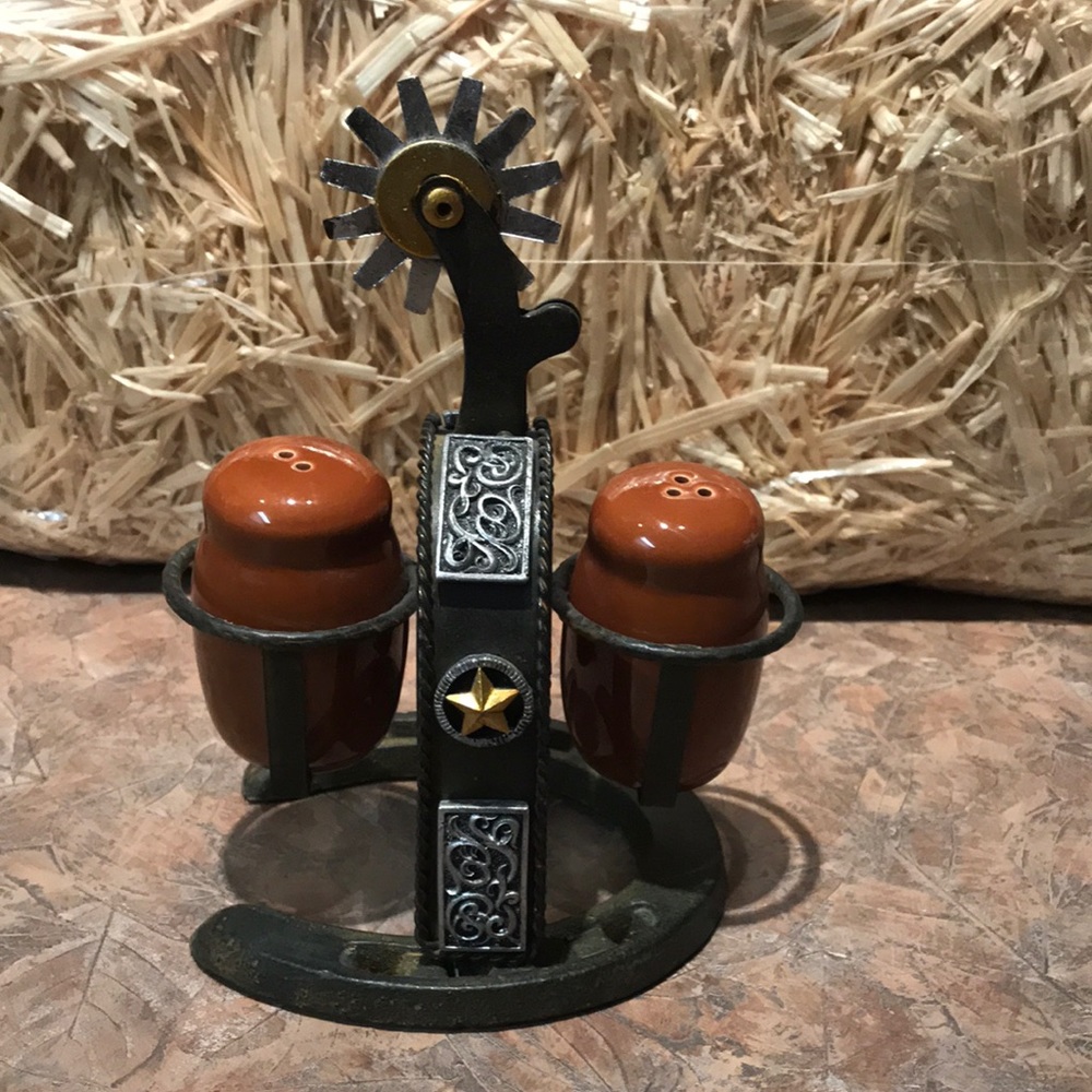 Vintage western horseshoe and spur salt and pepper holder